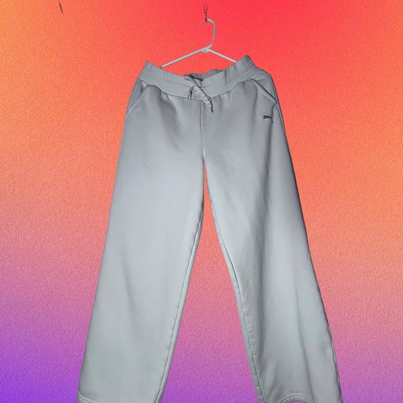 Puma Men's Light Cream Joggers - Picture 3 of 13